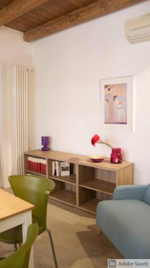 Caseospitali - Caramelli, Bilocale Per 3 In Corte In Centro Storico Apartment *