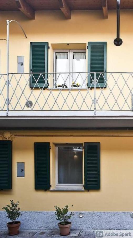 Apartment Caseospitali - Caramelli, Bilocale Per 3 In Corte In Centro Storico
