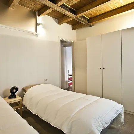 Caseospitali - Caramelli, Bilocale Per 3 In Corte In Centro Storico Cernusco Sul Naviglio Extérieur photo